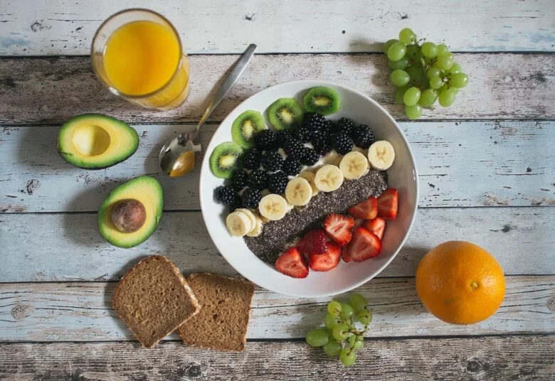「朝食が代謝を上げる」は嘘？代謝に与える影響と食べたほうがいいものとは